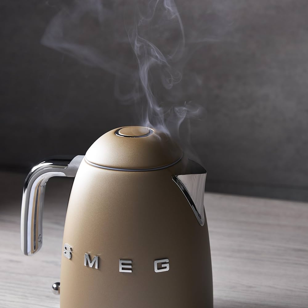 SMEG 50's Retro Style 7 Cup Electric Water Kettle with